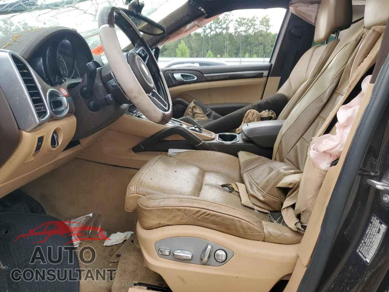 PORSCHE CAYENNE 2017 - WP1AA2A22HKA84964