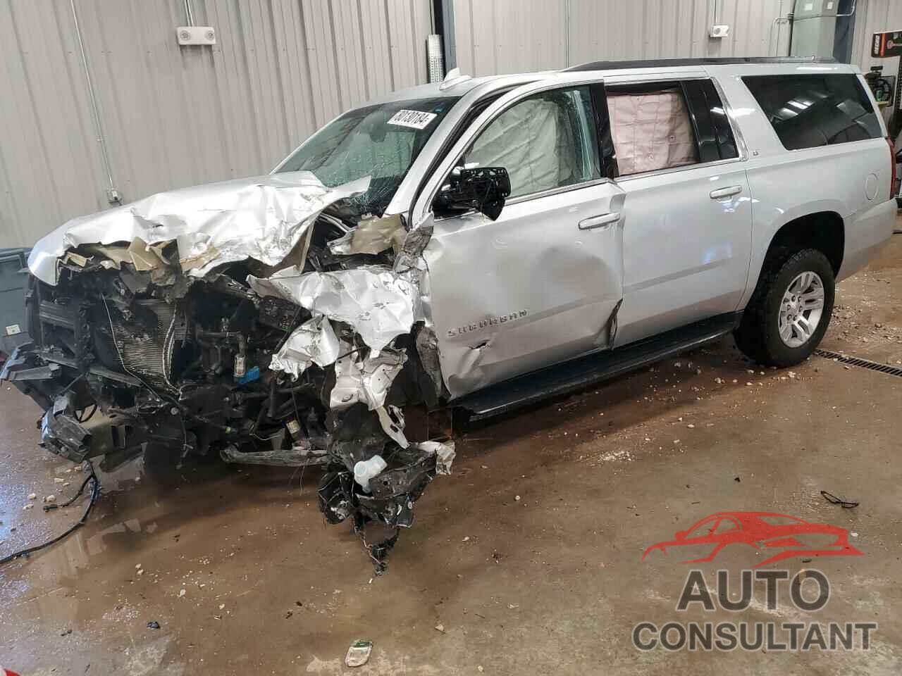 CHEVROLET SUBURBAN 2019 - 1GNSKHKC5KR253359