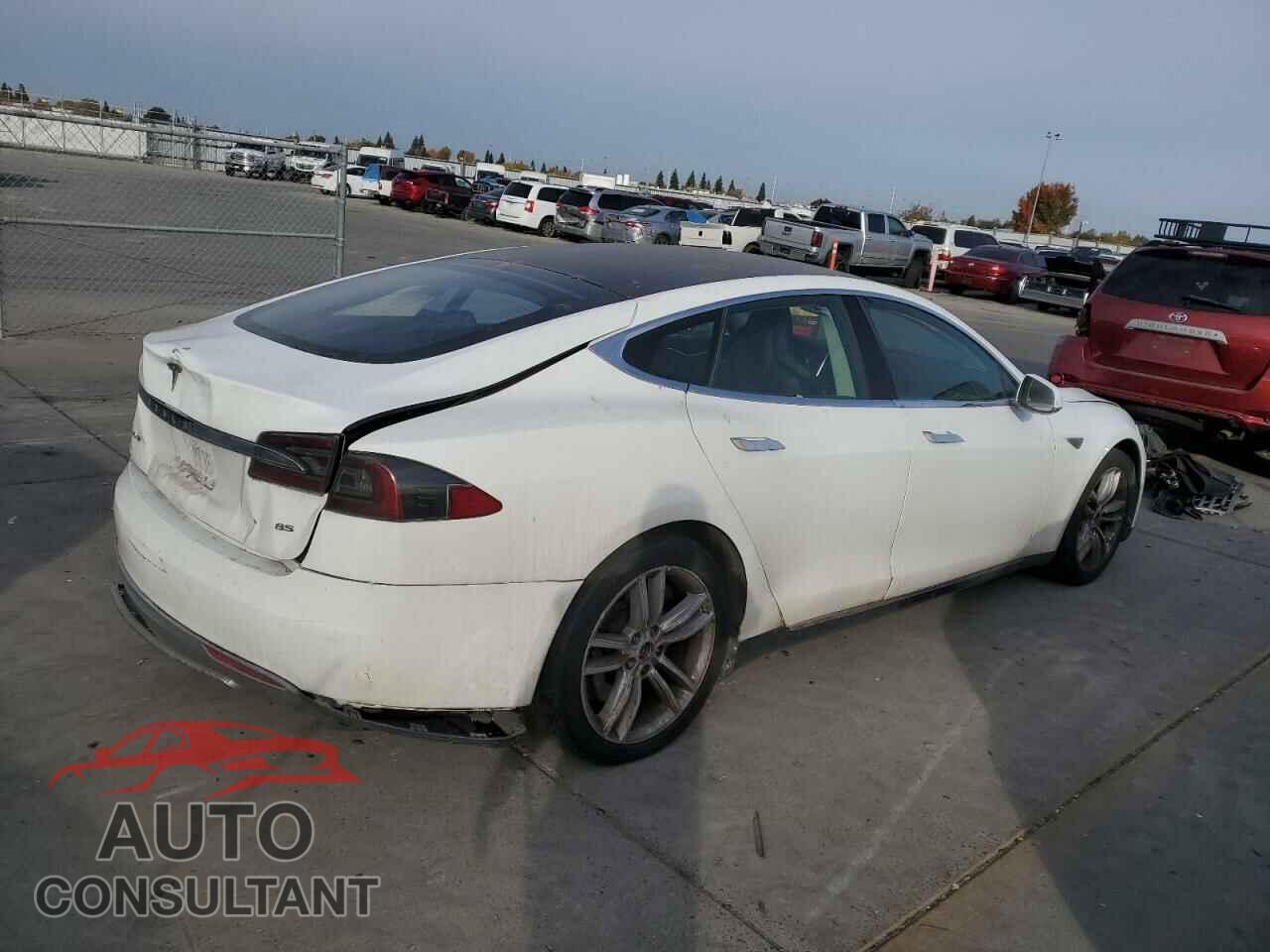 TESLA MODEL S 2013 - 5YJSA1CN3DFP27546