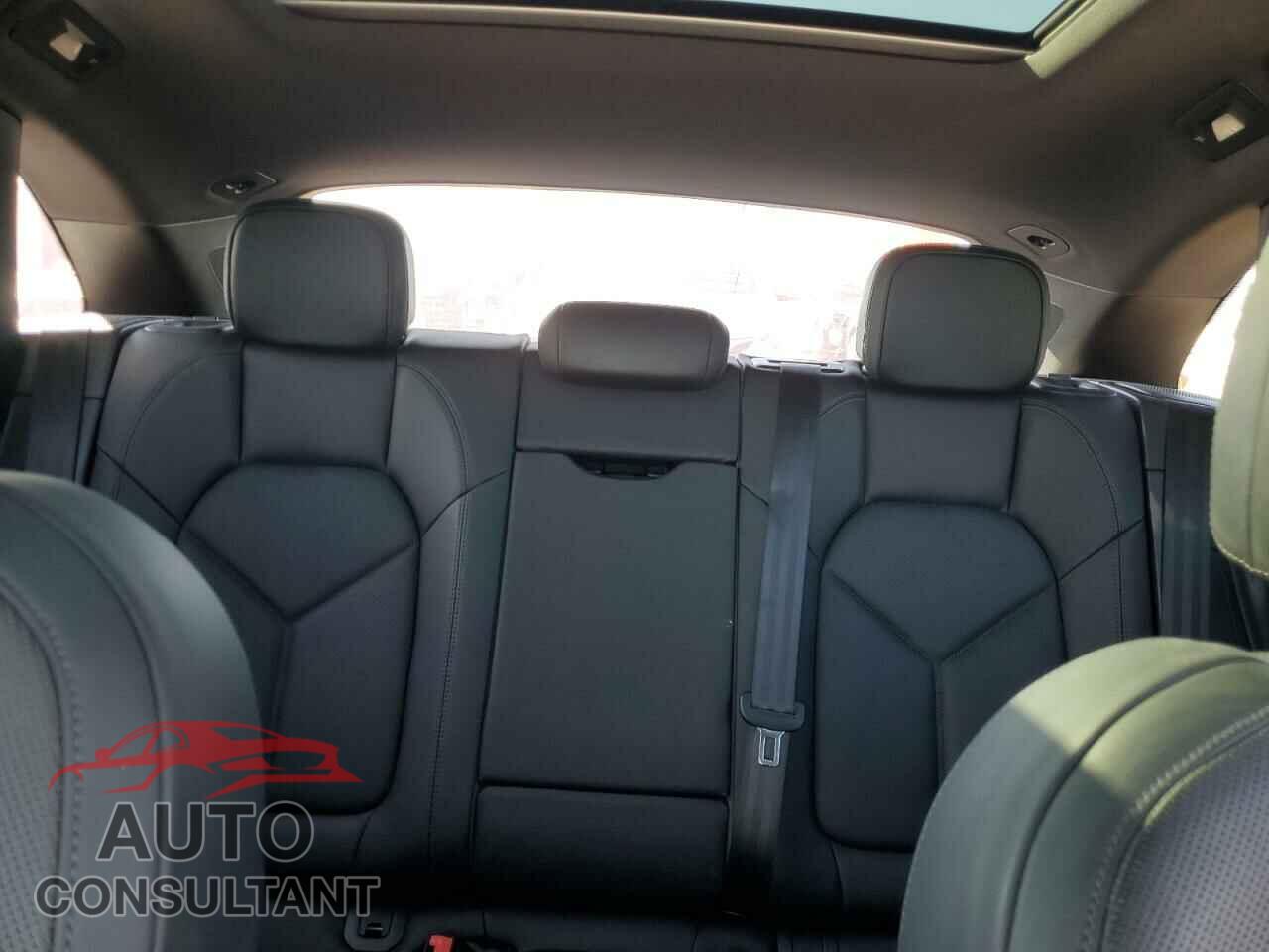 PORSCHE MACAN 2016 - WP1AB2A55GLB46776