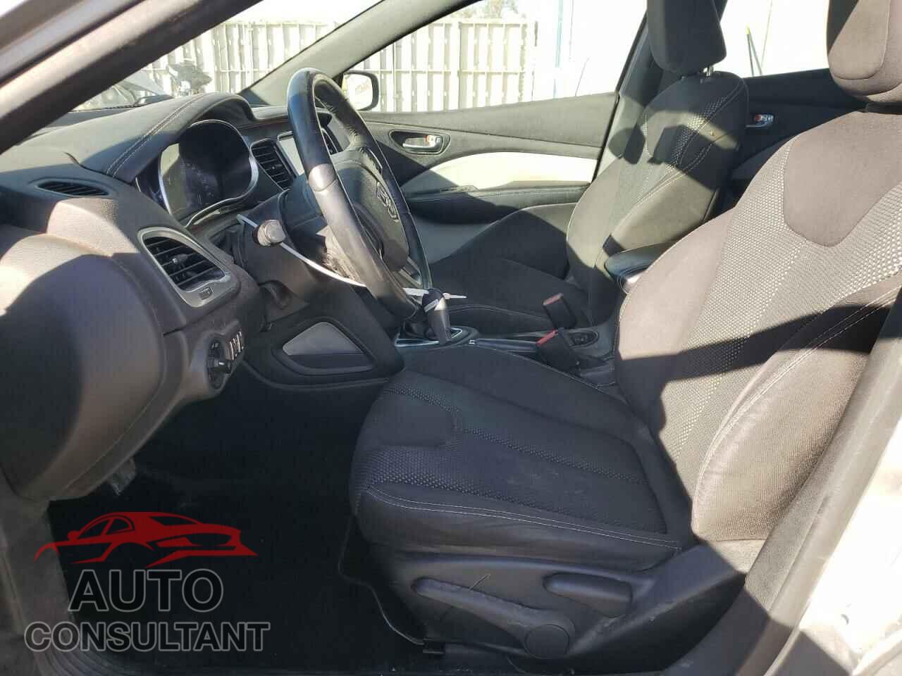 DODGE DART 2015 - 1C3CDFBB9FD173587