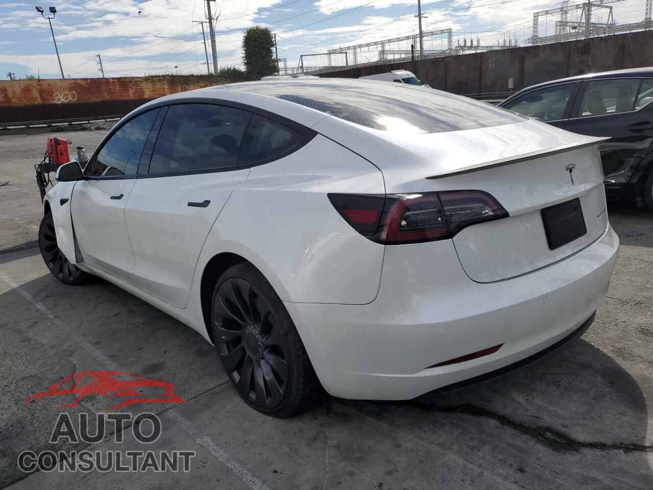 TESLA MODEL 3 2021 - 5YJ3E1EC8MF071557