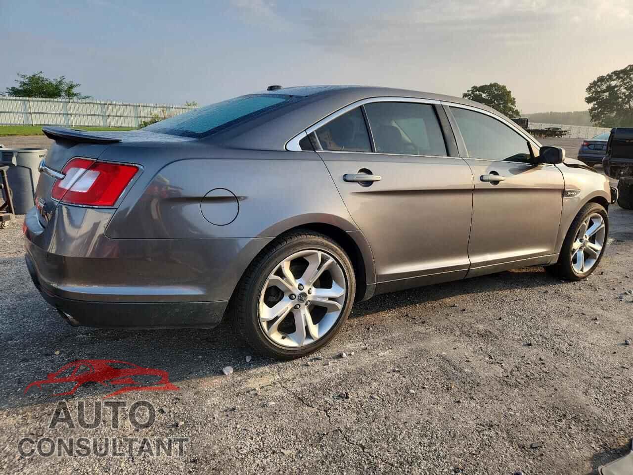 FORD TAURUS 2011 - 1FAHP2KTXBG137125