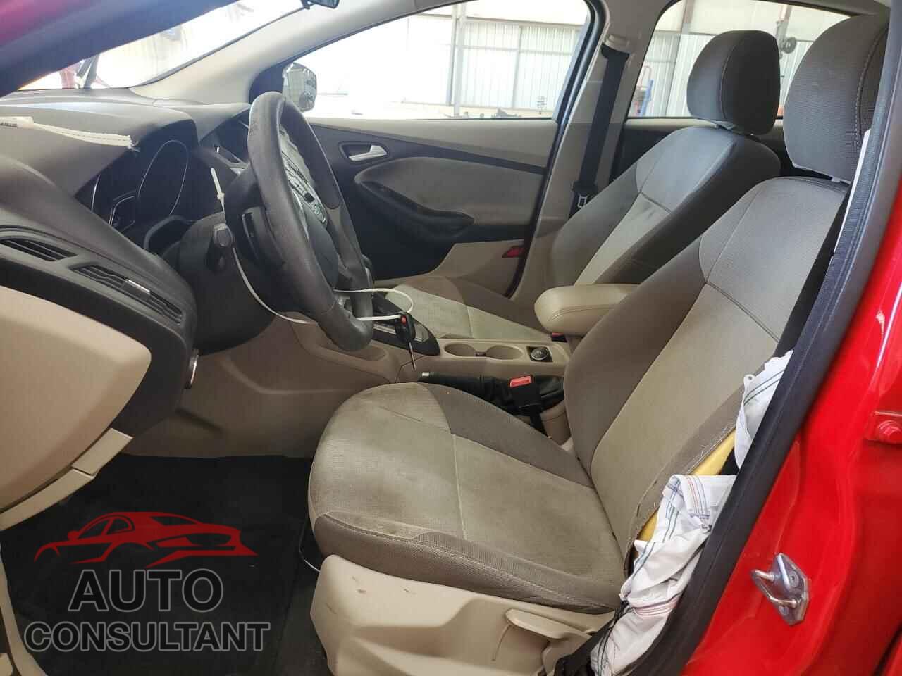 FORD FOCUS 2014 - 1FADP3F23EL403943