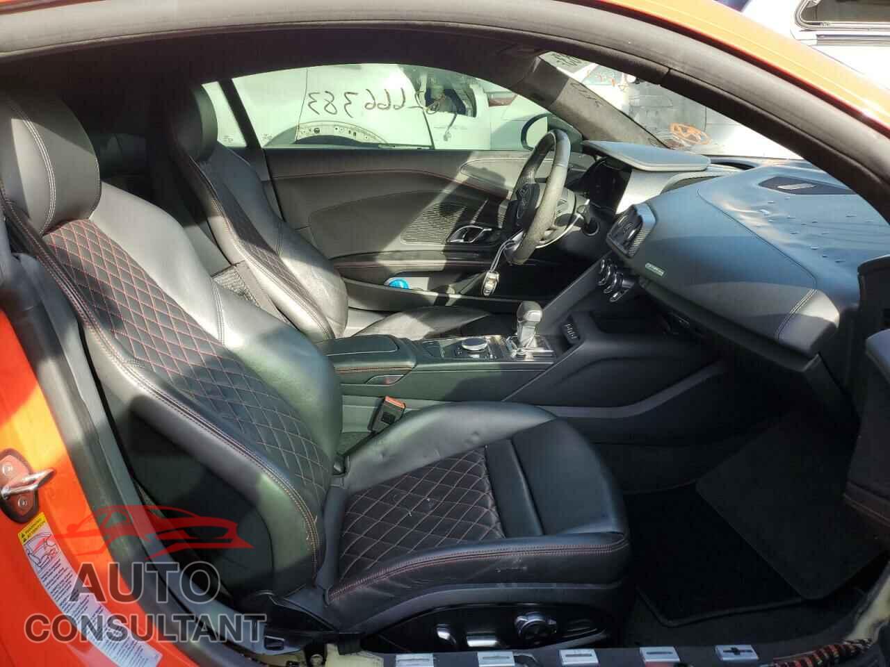 AUDI R8 2017 - WUAKBAFX5H7901030