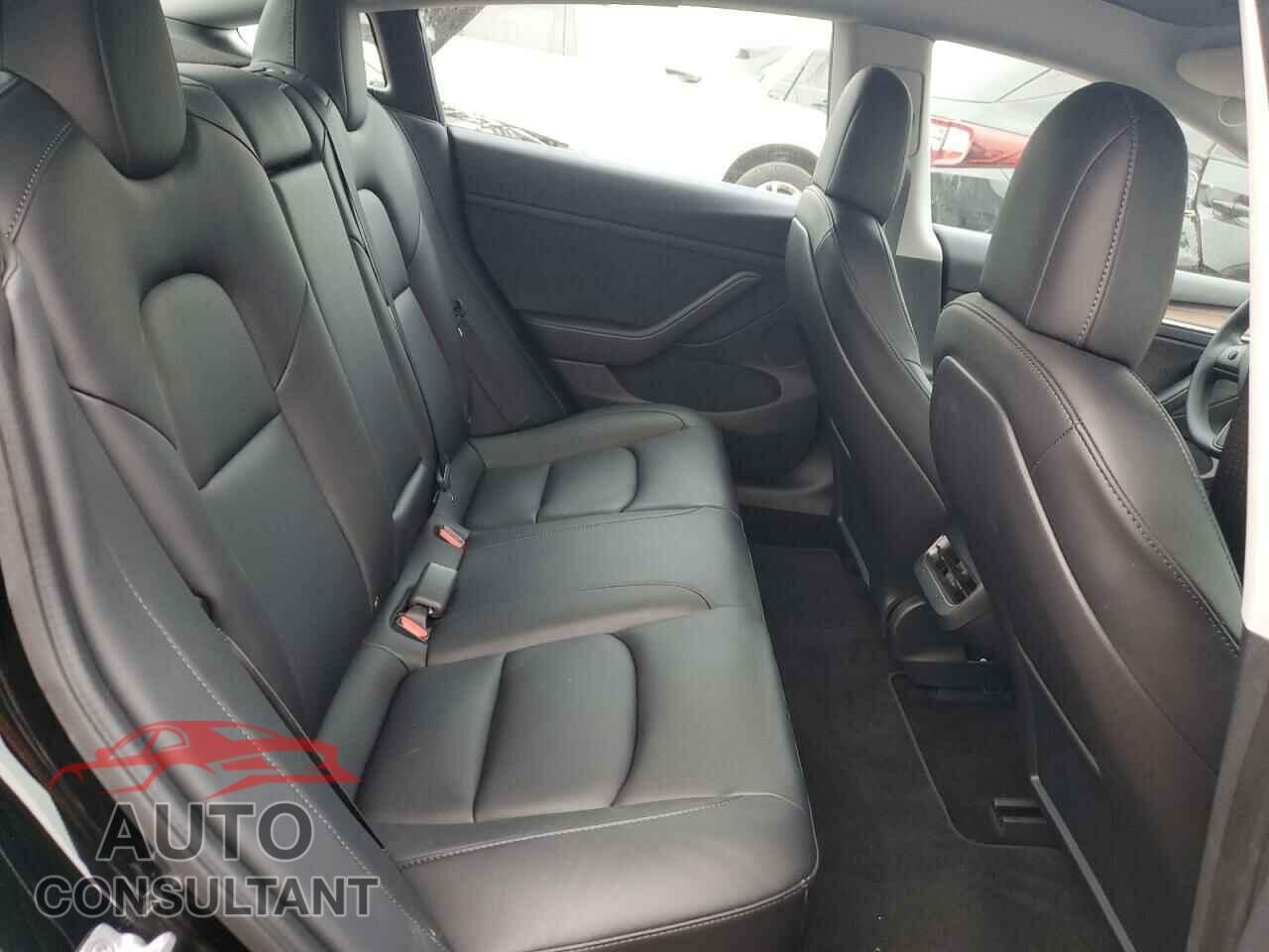 TESLA MODEL 3 2022 - 5YJ3E1EB3NF109320