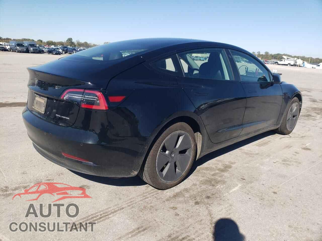 TESLA MODEL 3 2021 - 5YJ3E1EB3MF924079
