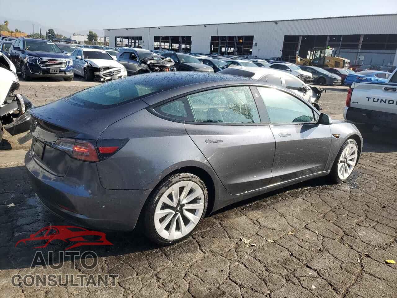 TESLA MODEL 3 2022 - 5YJ3E1EA6NF186853