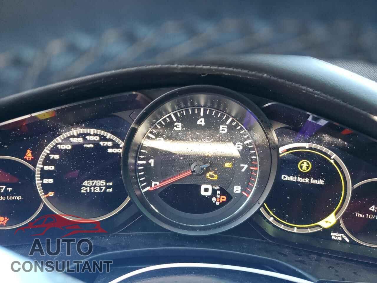 PORSCHE PANAMERA 2017 - WP0AB2A70HL122101