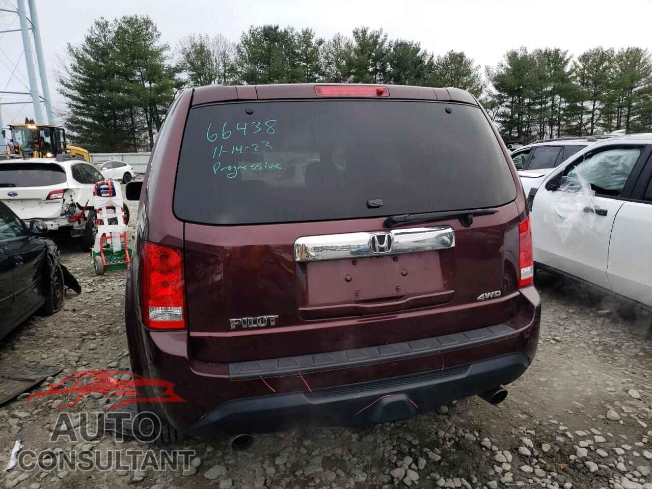 HONDA PILOT 2012 - 5FNYF4H52CB043656
