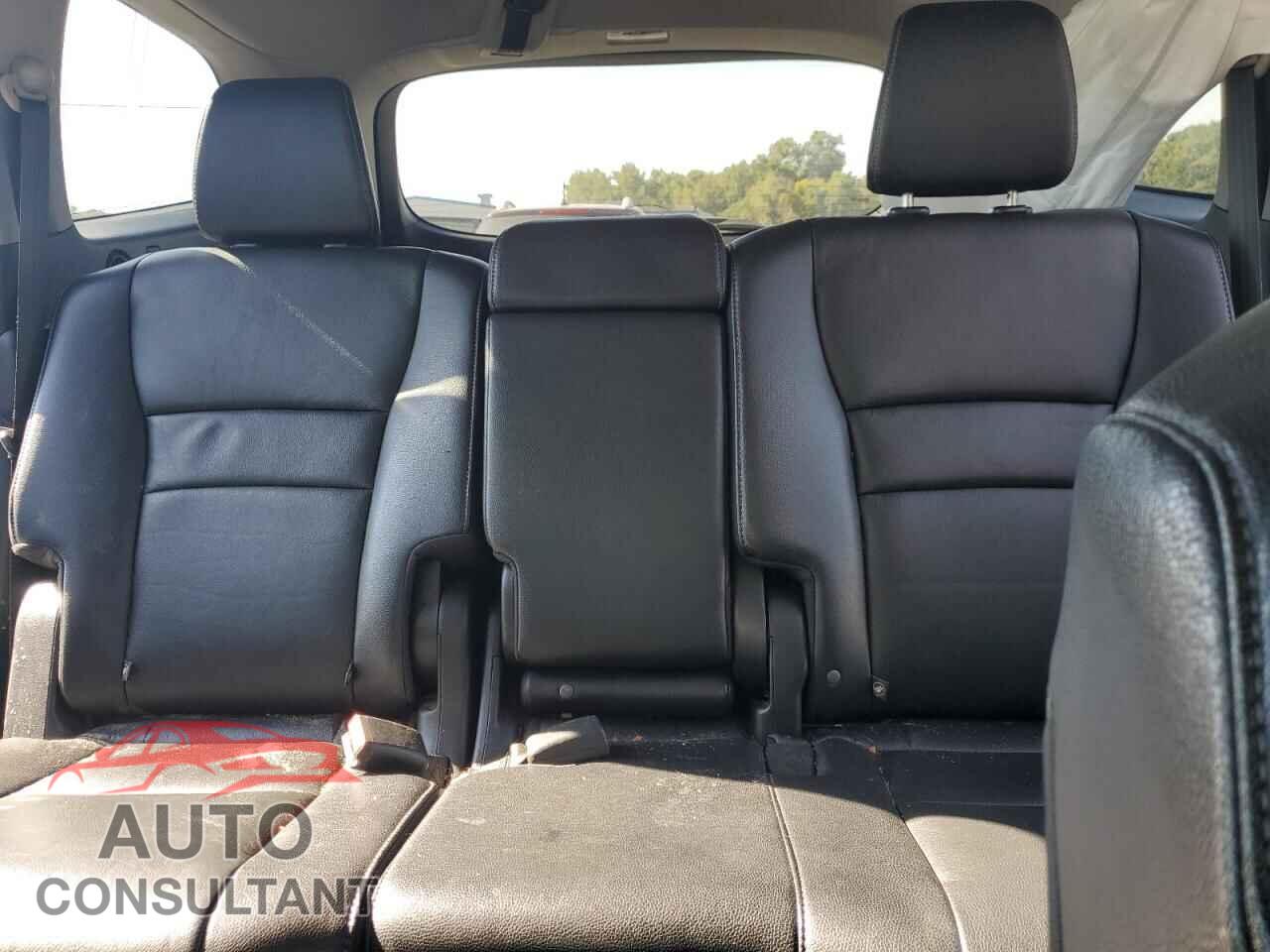 HONDA PILOT 2017 - 5FNYF5H69HB024561