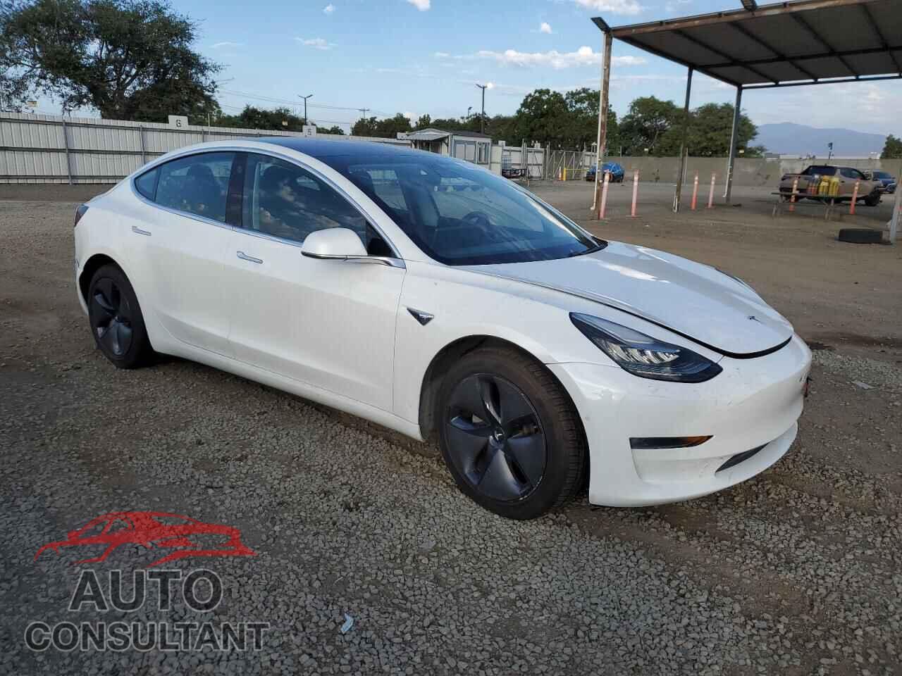 TESLA MODEL 3 2018 - 5YJ3E1EA4JF057200