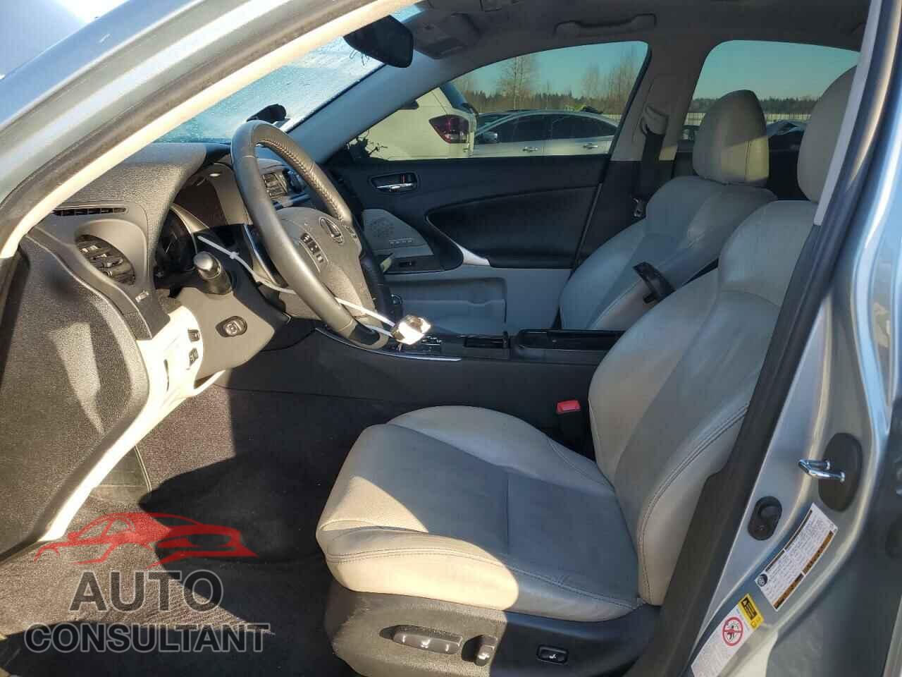 LEXUS IS 2010 - JTHCF5C29A5039355