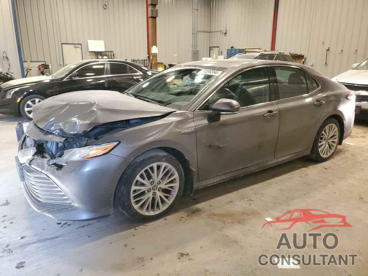 TOYOTA CAMRY 2019 - 4T1B21HK6KU013258