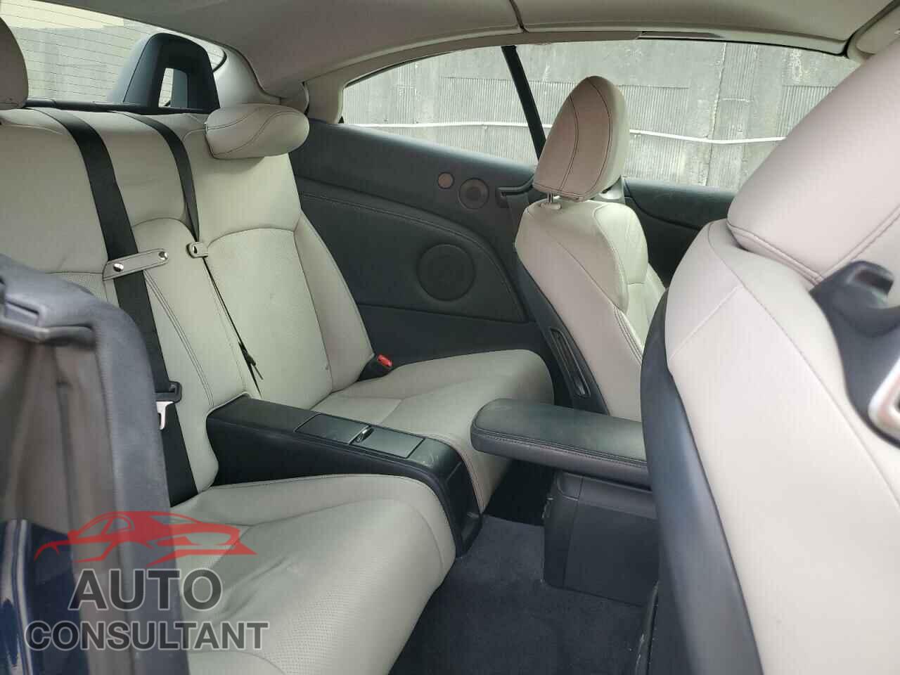 LEXUS IS 2011 - JTHFF2C28B2518574