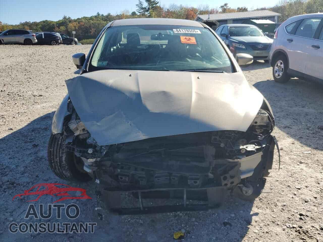 FORD FOCUS 2015 - 1FADP3F21FL226729