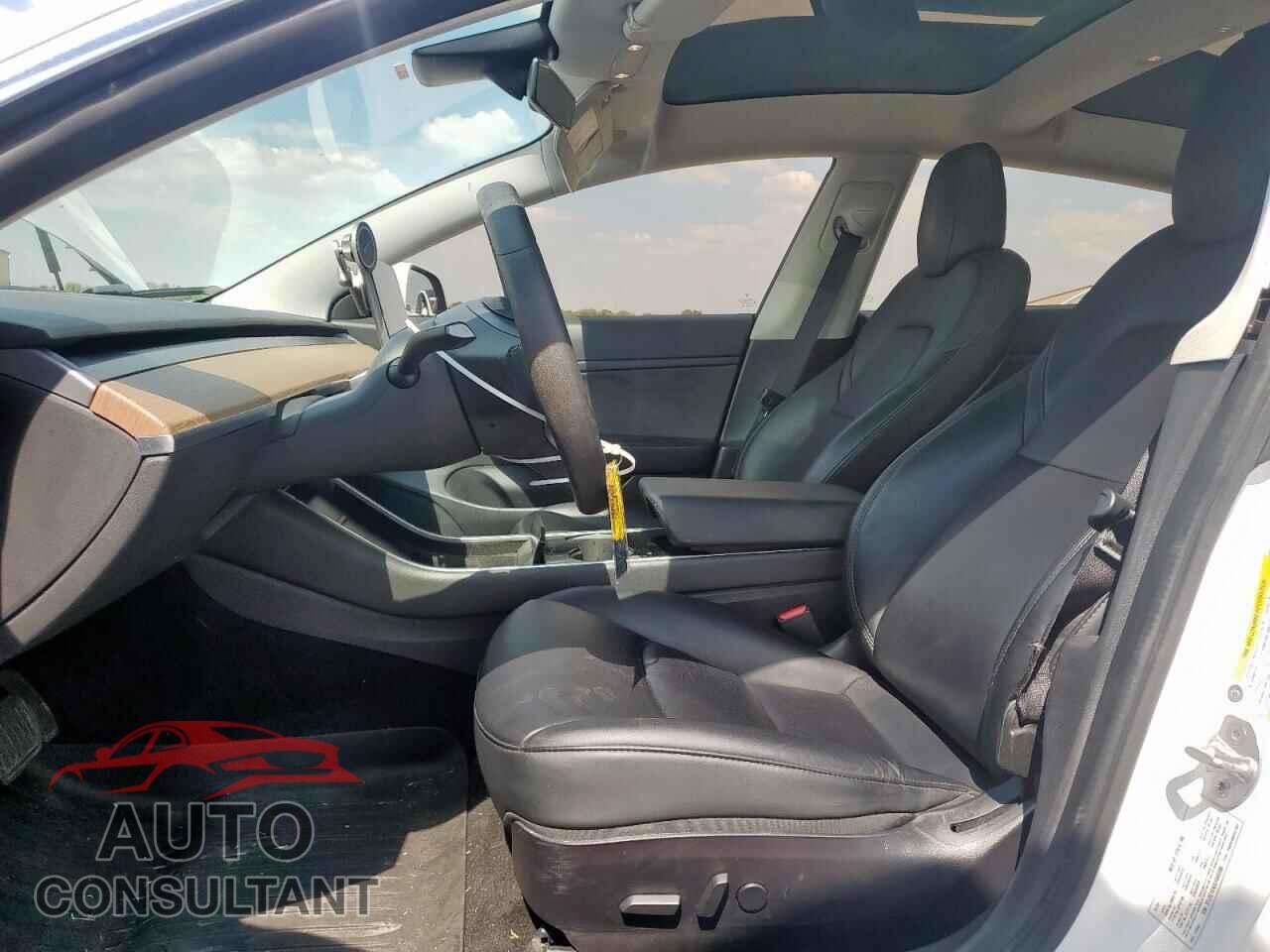 TESLA MODEL 3 2020 - 5YJ3E1EA3LF645396