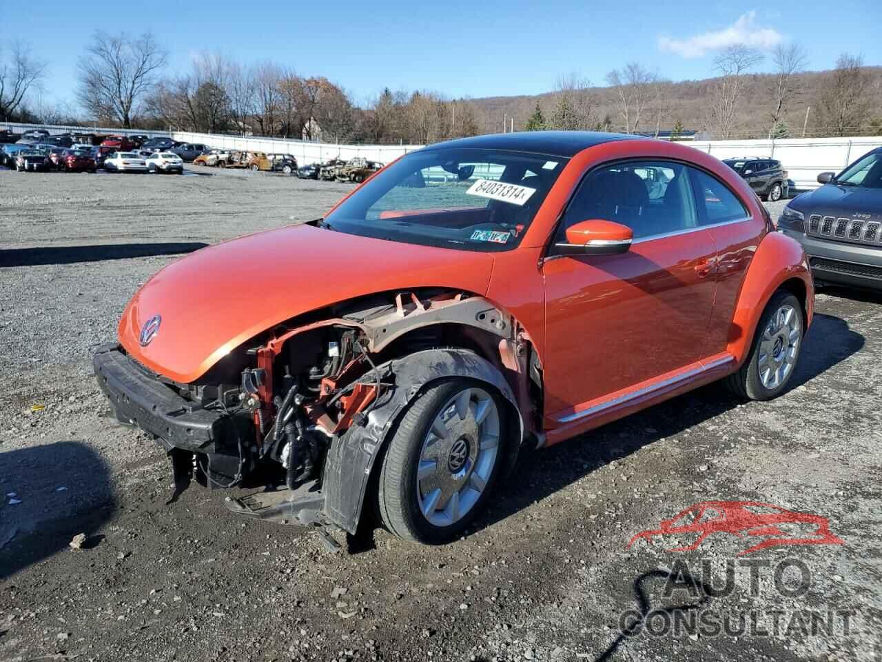 VOLKSWAGEN BEETLE 2019 - 3VWJD7ATXKM712099