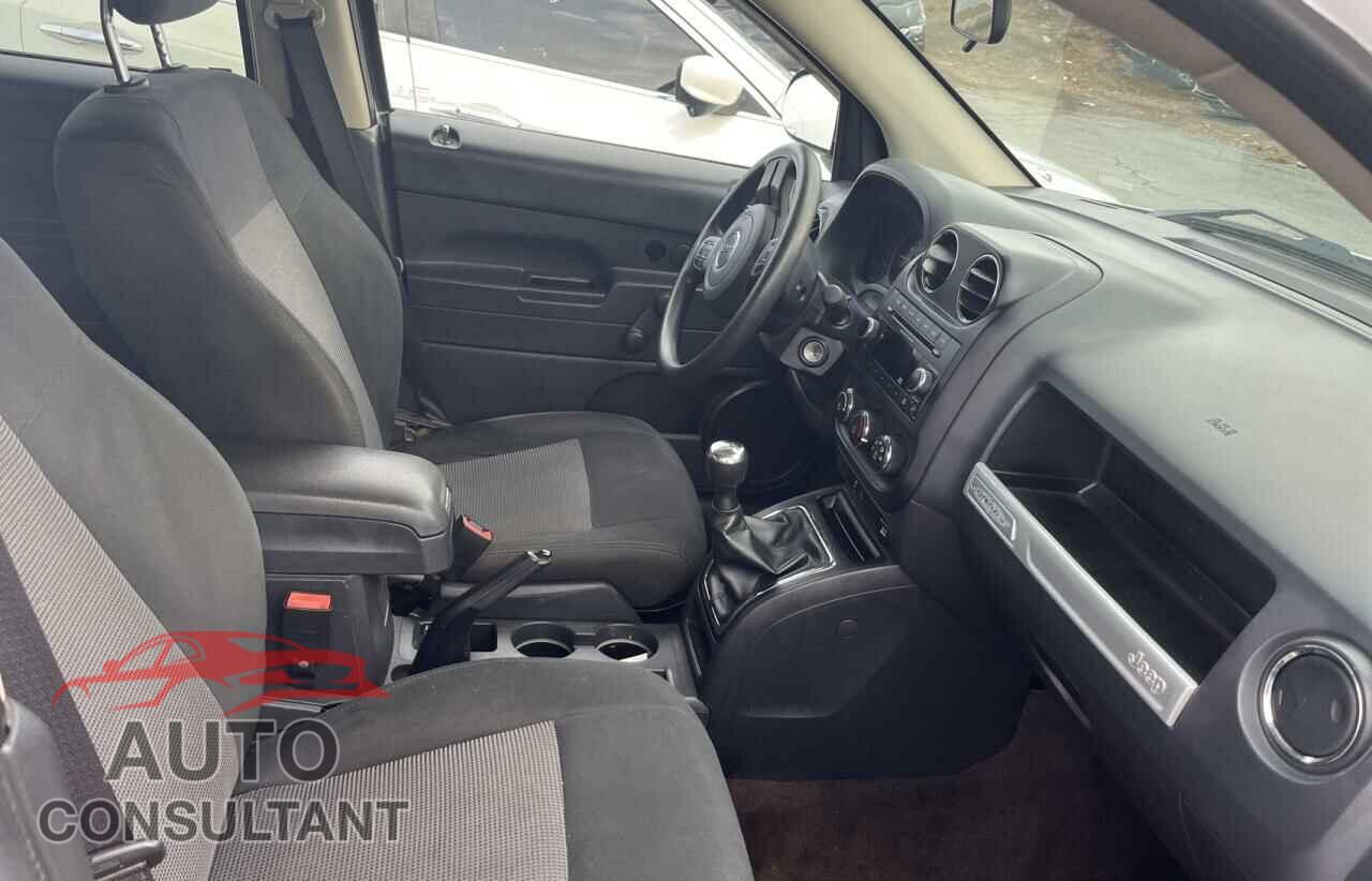 JEEP COMPASS 2014 - 1C4NJDBB9ED658991