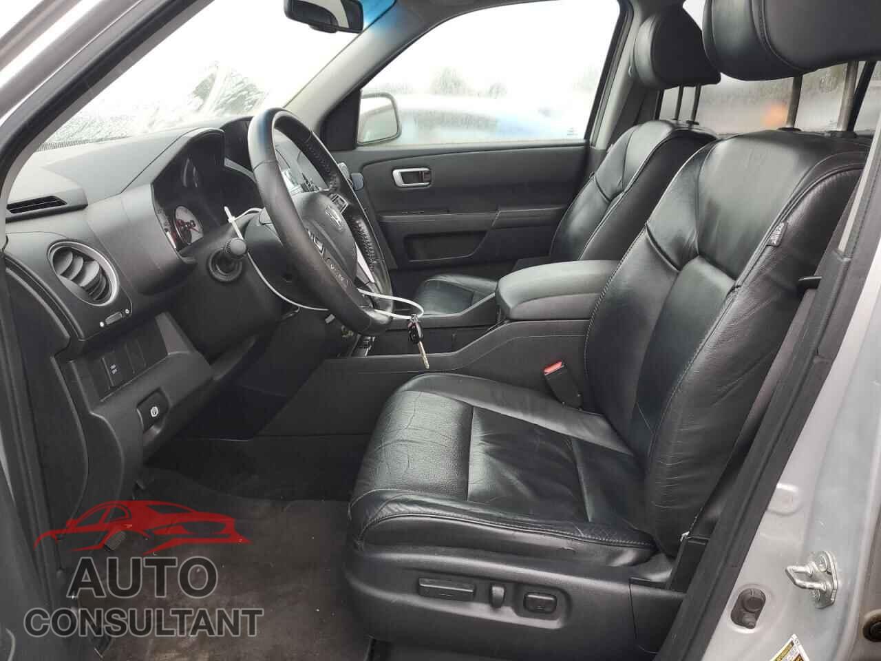 HONDA PILOT 2011 - 5FNYF4H77BB063336