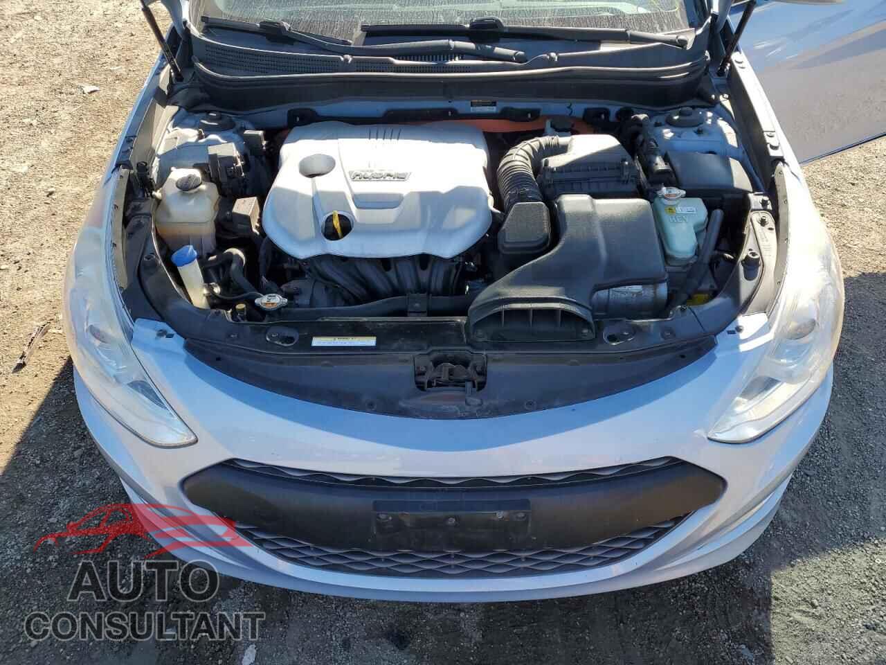 HYUNDAI SONATA 2012 - KMHEC4A48CA028189