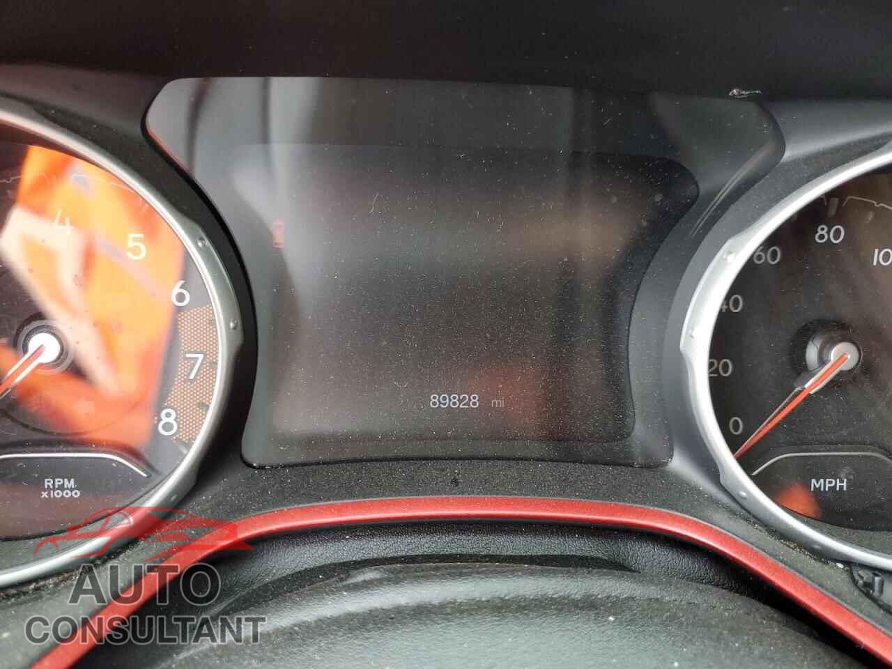 JEEP COMPASS 2019 - 3C4NJDDB2KT759759