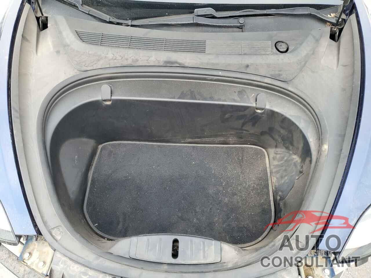 TESLA MODEL 3 2018 - 5YJ3E1EA9JF155767