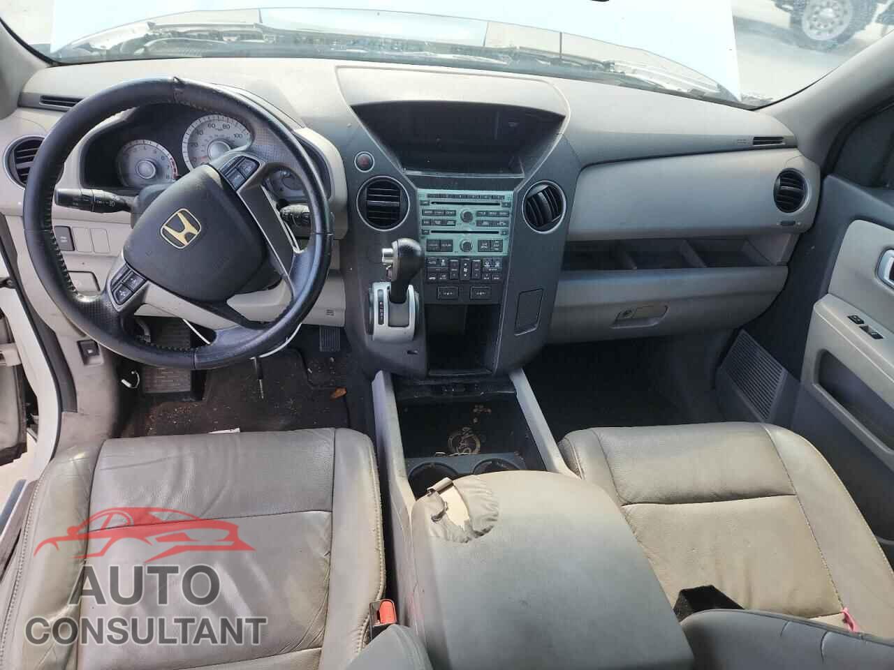 HONDA PILOT 2011 - 5FNYF3H60BB020099