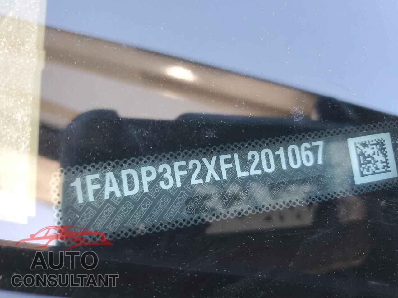 FORD FOCUS 2015 - 1FADP3F2XFL201067