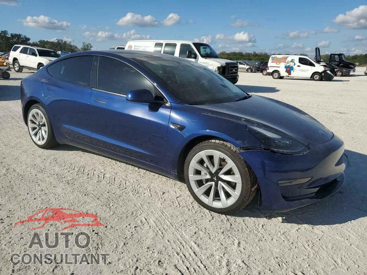 TESLA MODEL 3 2022 - 5YJ3E1EA8NF190855