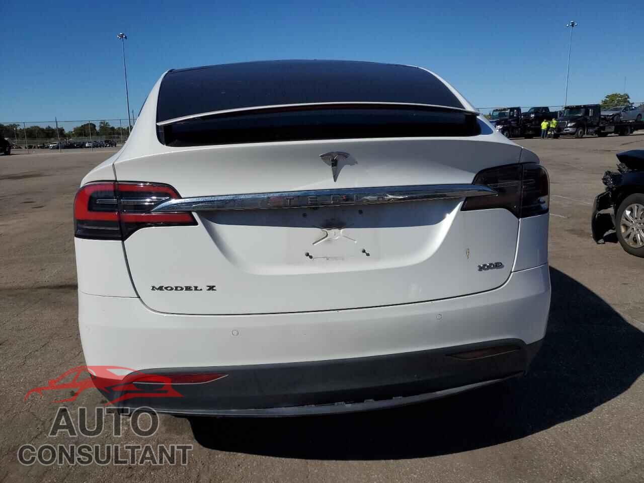 TESLA MODEL X 2017 - 5YJXCBE24HF076684