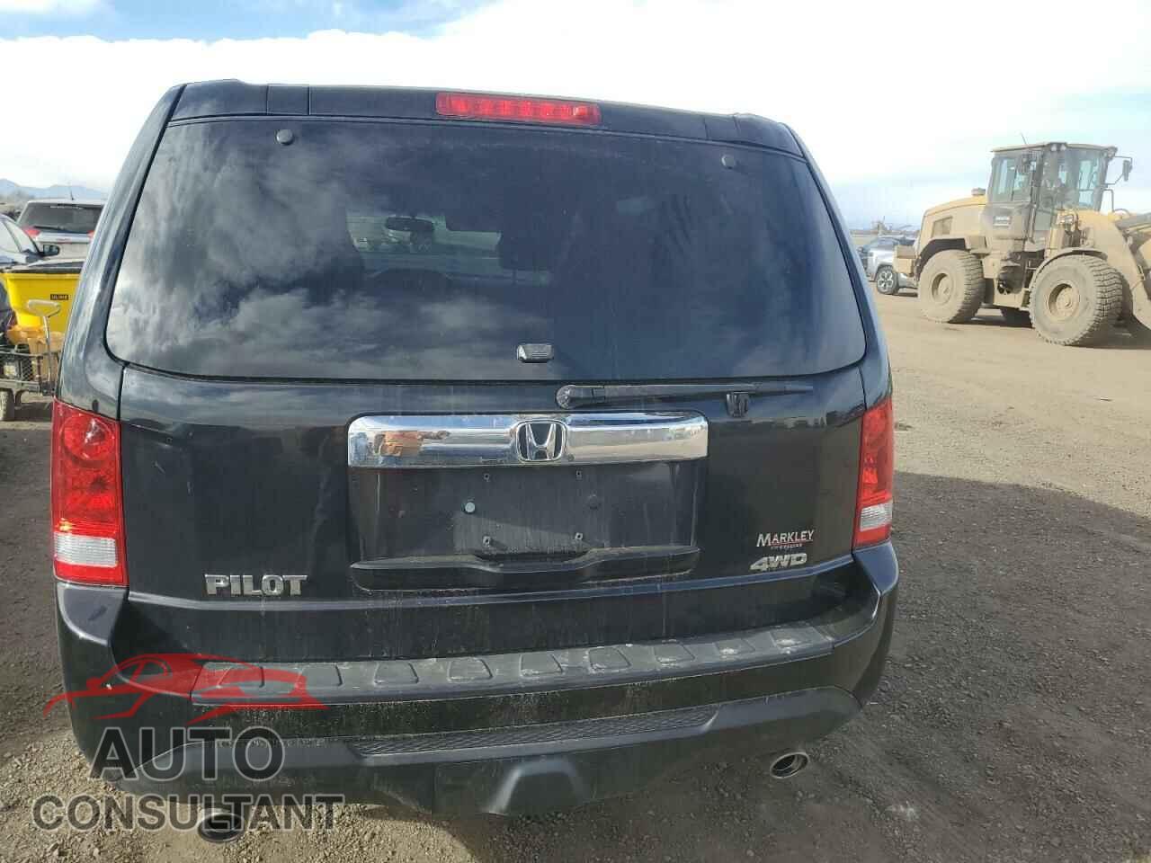 HONDA PILOT 2013 - 5FNYF4H41DB009295