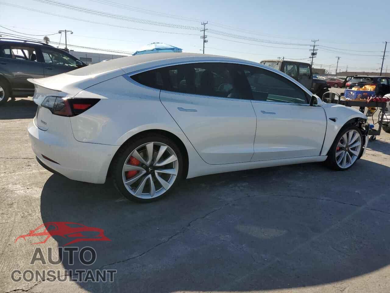 TESLA MODEL 3 2018 - 5YJ3E1EB7JF084271