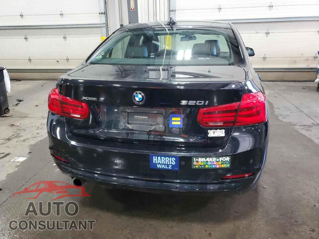 BMW 3 SERIES 2017 - WBA8E5G59HNU22833
