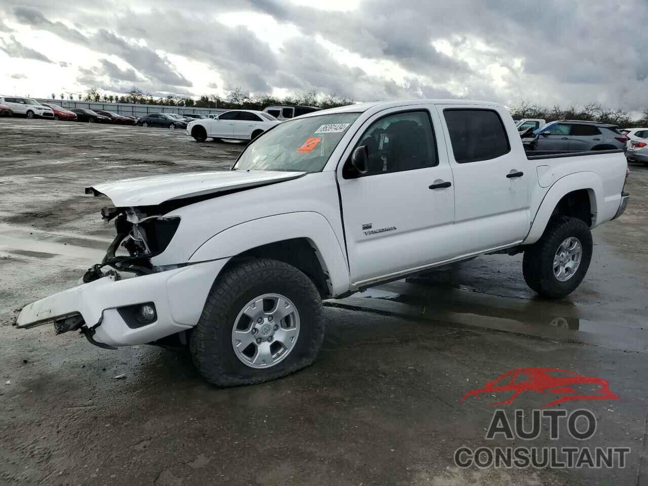 TOYOTA TACOMA 2015 - 3TMLU4ENXFM181885