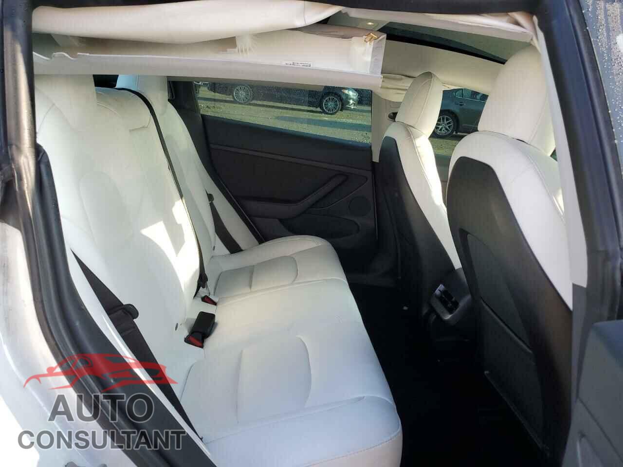 TESLA MODEL 3 2021 - 5YJ3E1EB8MF992992