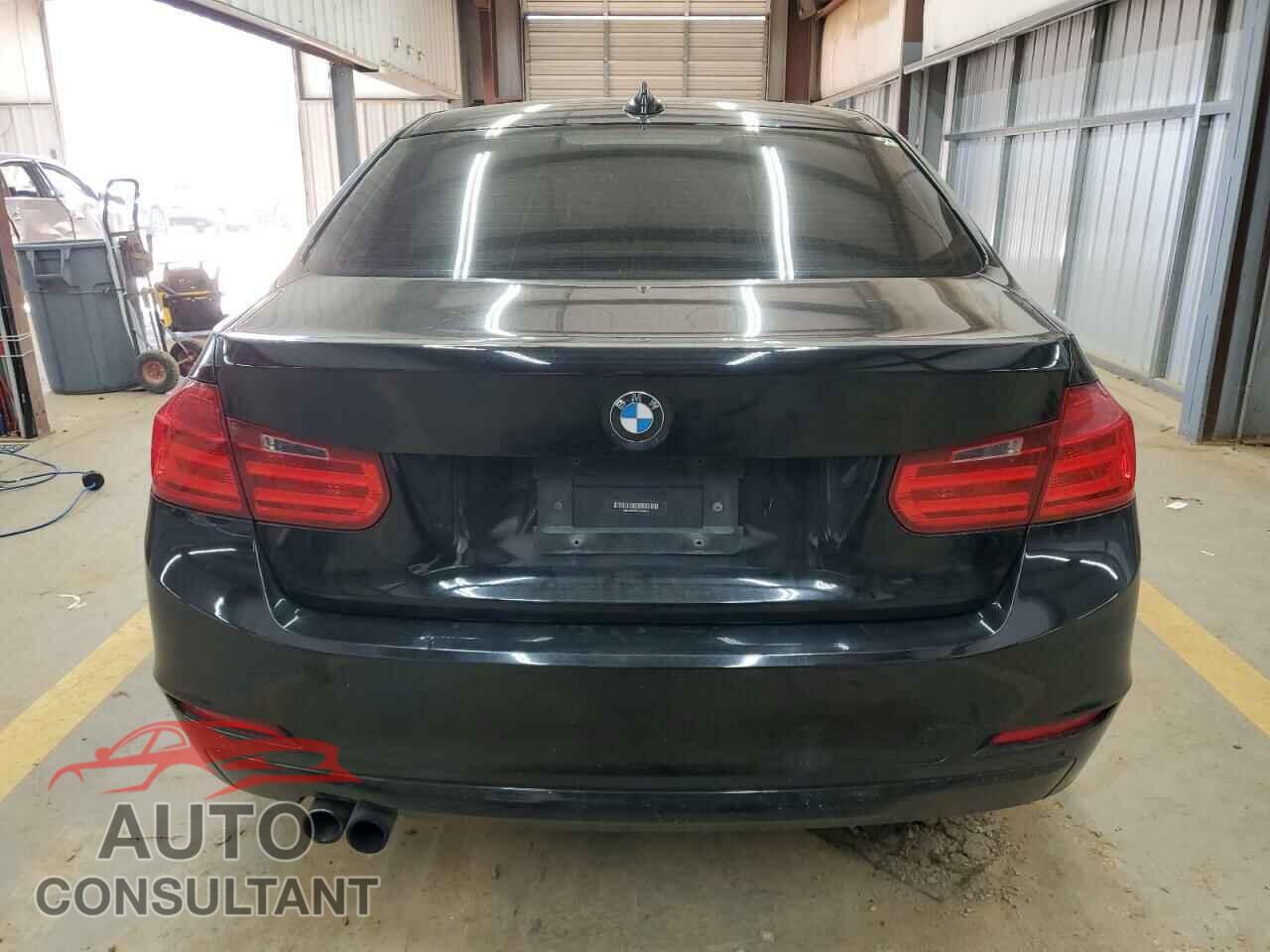 BMW 3 SERIES 2014 - WBA3A5C50EP600950