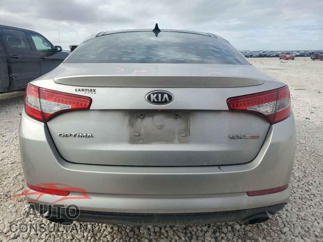 KIA OPTIMA 2013 - 5XXGR4A6XDG127793