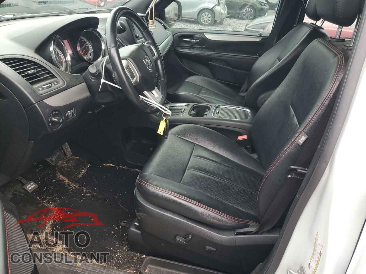 DODGE CARAVAN 2018 - 2C4RDGEG1JR344972