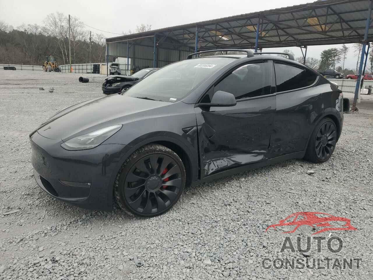 TESLA MODEL Y 2024 - 7SAYGDEF3RF020523