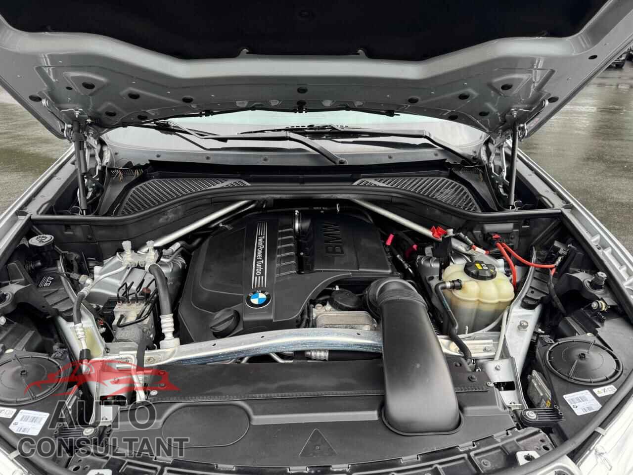 BMW X5 2017 - 5UXKR0C39H0V71727