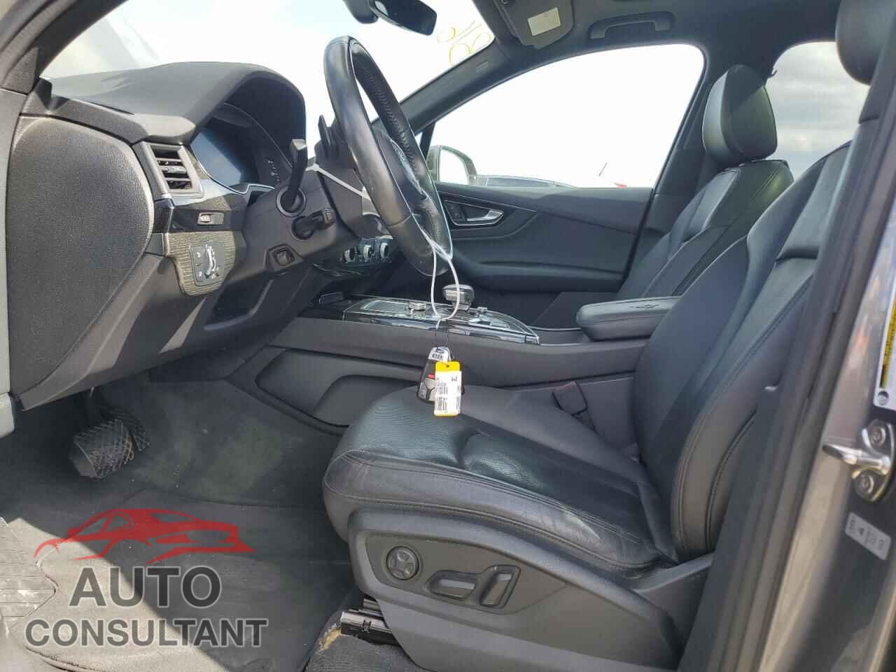 AUDI Q7 2017 - WA1LAAF79HD056490