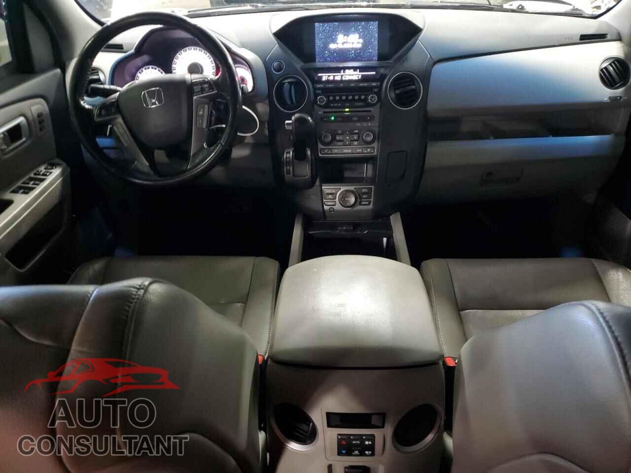 HONDA PILOT 2015 - 5FNYF3H94FB023863