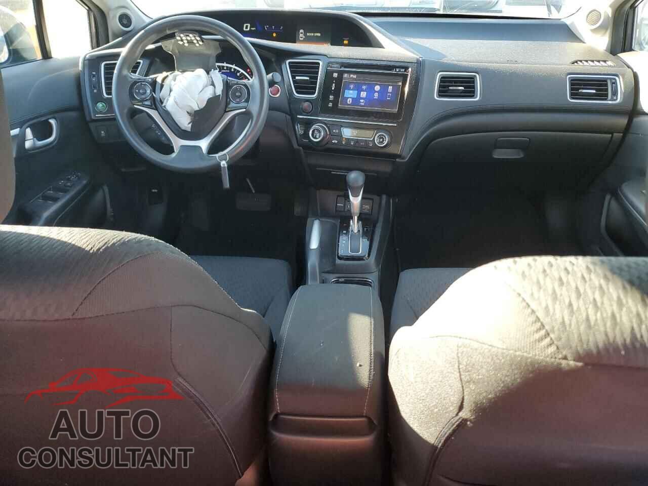 HONDA CIVIC 2015 - 2HGFB2F88FH543325