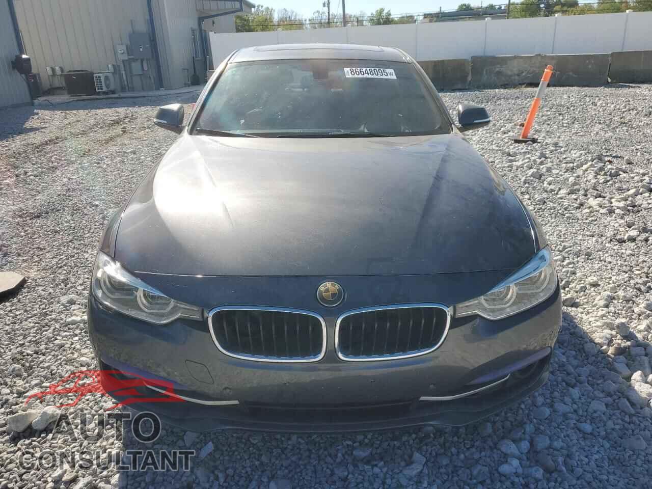 BMW 3 SERIES 2016 - WBA8E3G59GNU01418