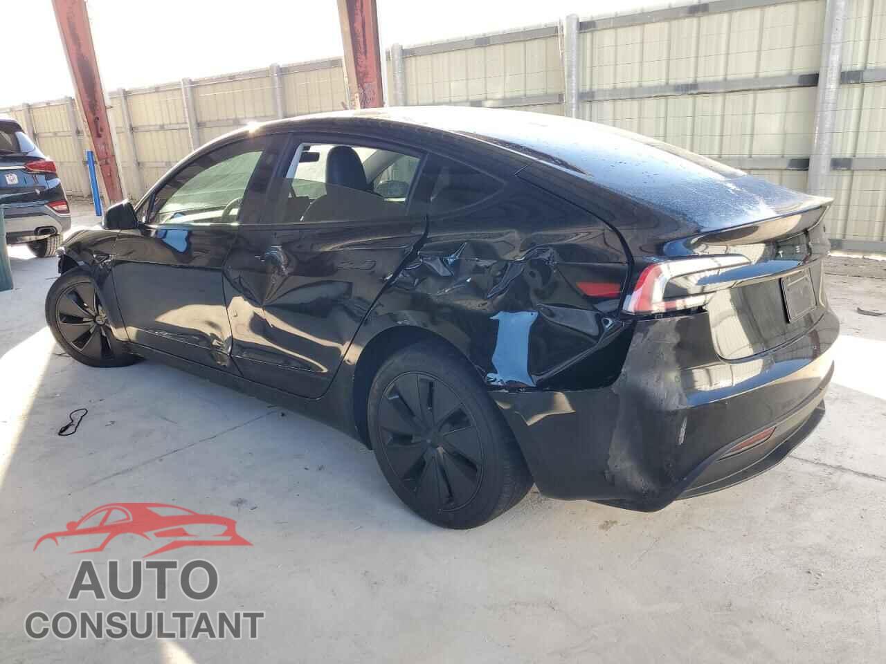 TESLA MODEL 3 2024 - 5YJ3E1EA4RF757083