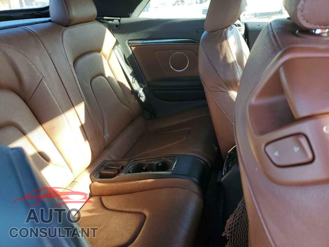 AUDI A5 2010 - WAULFAFH2AN019021