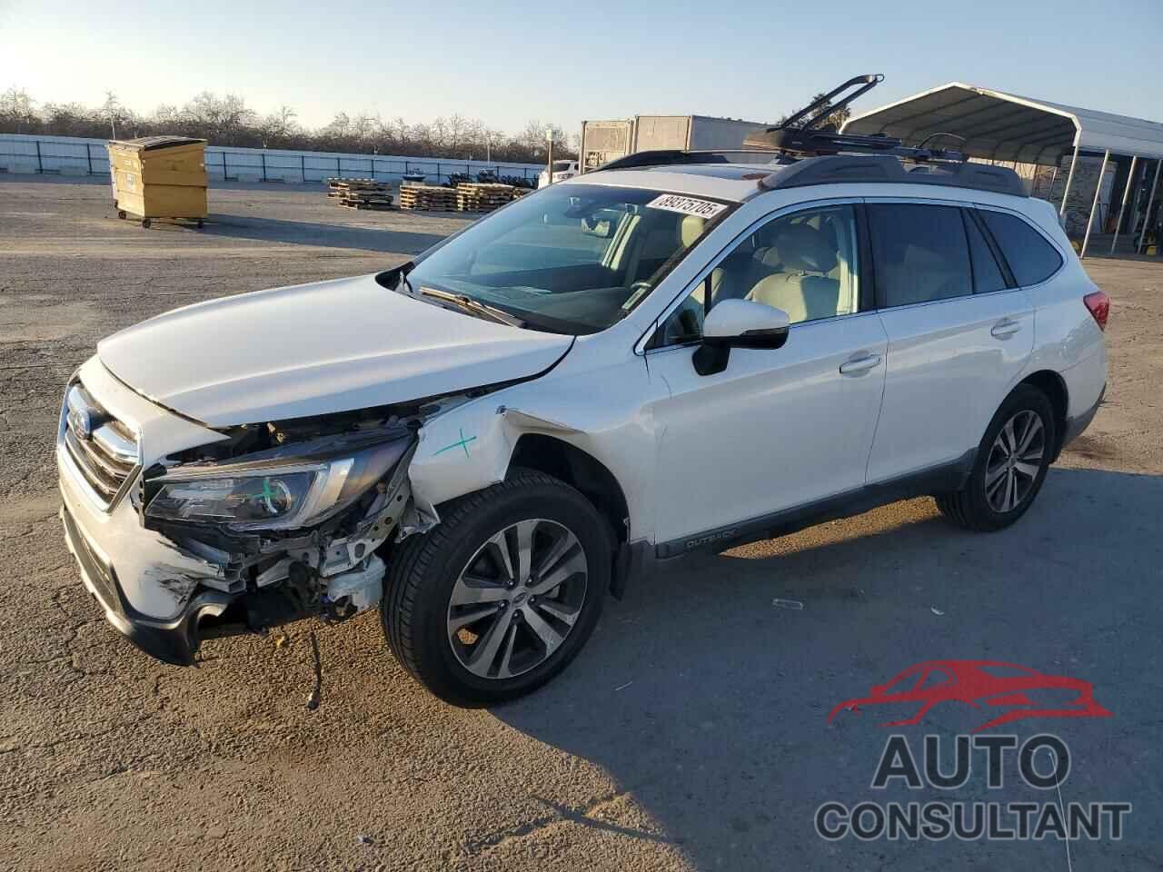 SUBARU OUTBACK 2018 - 4S4BSANC2J3394804