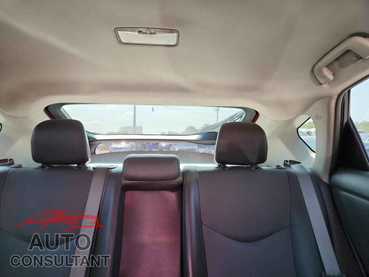 TOYOTA PRIUS 2011 - JTDKN3DU2B0321663