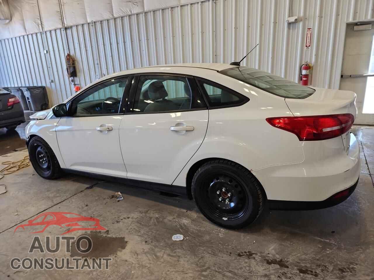 FORD FOCUS 2016 - 1FADP3F28GL264637